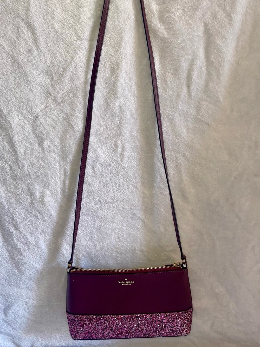 kate spade plum crossbody with pink-purple glitter trim excellent condition - Picture 3 of 9